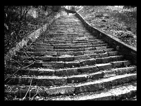 Liberacion de Mauthausen: la pancarta y un poema