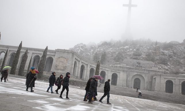 Los eurodiputados, tras su visita al Valle de los Caídos